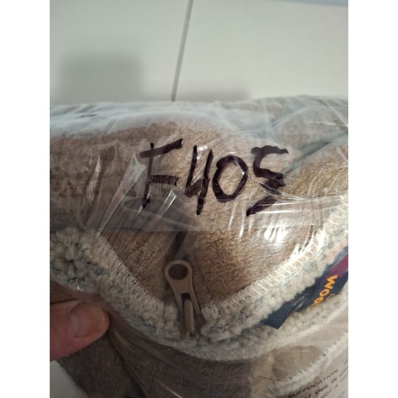 Woolrich Women's Vest Size Medium Sherpa Lined Faux Suede Tan Full Zip - Picture 9 of 9